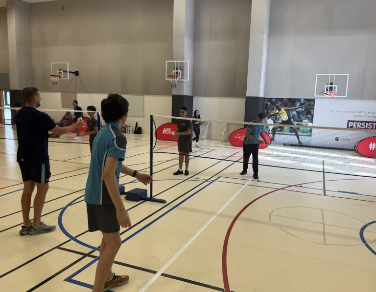 Badminton